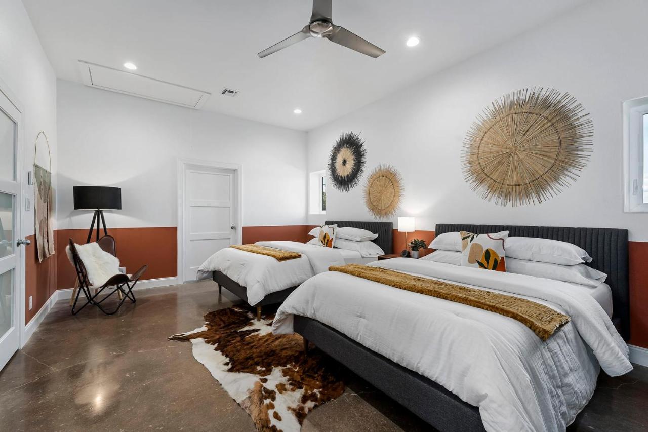 הוילה פרדריקסברג Container Haus Pet Friendly With Cowboy Pool מראה חיצוני תמונה