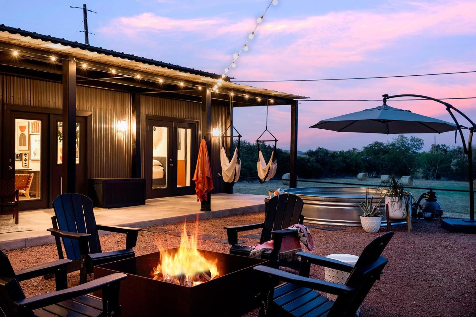 הוילה פרדריקסברג Container Haus Pet Friendly With Cowboy Pool מראה חיצוני תמונה